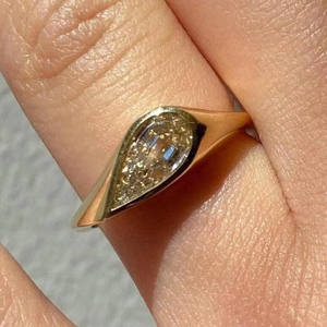 IGI Certified 1.25CT <b>Light</b> Yellow Stone Pear <b>Step</b> Cut 14K Solid Gold Signet Ring Customizable Natural Diamond Ring Elegant Gift - Product Image 1