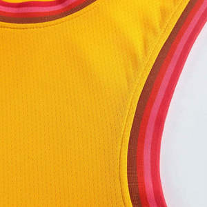 Shorts de basket-ball de qualité supérieure, dernier design, uniforme de basket-ball, vente directe d'usine, OEM, nom de l'équipe - Product Image 6