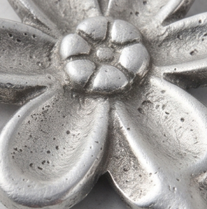 Elegant Silver Metal Flower Wall <b>Hooks</b> Perfect <b>For</b> Bathroom Kitchen Bedroom Clothing Hangers And Stylish Home Organization - Product Image 2
