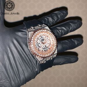 Montre de luxe Charm_Jewells en acier inoxydable, boîtier polygonal de 45 mm, mouvement à quartz analogique, mode masculine, accents de diamants, bracelet en caoutchouc - Product Image 1