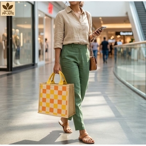 Bolsa de Yute Promocional, Yute Natural con PP, 21 x 23 x 15 cm, Impresión a 2 Colores en Ambos Lados, Asa de Cinta de Algodón, Logotipo Personalizado, Venta al Por Mayor - Product Image 3