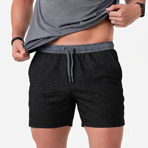 Shorts de sport personnalisés pour hommes, shorts de course, shorts de gym, shorts de surf, shorts de natation, shorts d'extérieur, shorts classiques à motif camouflage cerf - Product Image 1