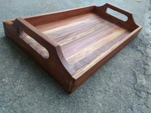 Bandeja rectangular de madera de mango ecológica, duradera, con superficie pulida, para servir en la cocina, comedor y para decoración. - Product Image 5