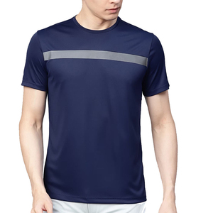 T-shirt de fitness style athlétique, toucher doux, prêt pour l'hiver, en polyester - Product Image 1