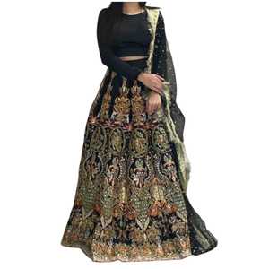 Tenue ethnique élégante, taille et couleur personnalisées, collection de mariage, dernières créations indiennes et pakistanaises, emballage personnalisé, Lehenga Choli - Product Image 1