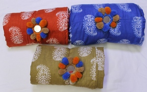 Paréo de plage imprimé Paisley, fabricant de serviettes, face avant en polyester et coton, face arrière en serviette, 2-en-1 - Product Image 3