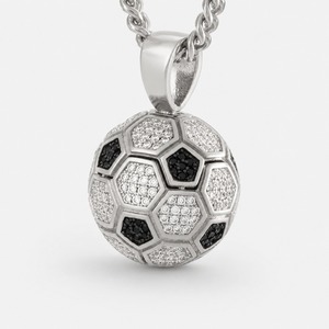 Pendentif ballon de football en alliage plaqué argent avec micro-incrustation de strass et cristaux, breloque thématique, bijoux unisexe style hip-hop - Product Image 1