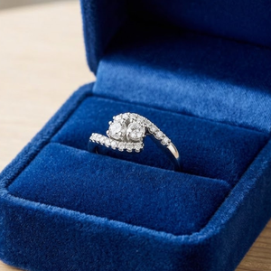 Anillo de Diamantes de Corte Brillante Natural de Lujo en Oro Blanco de 14K |   Joyería Fina Elegante para Uso Diario, Aniversario, Compromiso, Mujer - Product Image 4