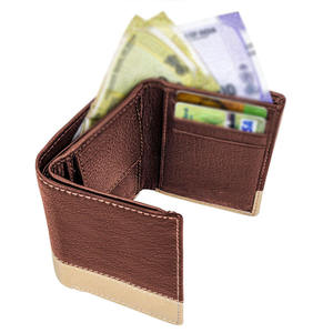 Cartera de Viaje de Cuero Genuino Crazy Horse para Hombre, con Tecnología de Bloqueo RFID, Porta Tarjetas de Crédito, Licencias y Boletos - Product Image 3