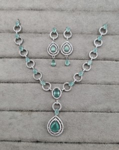 Elegant American Diamond Jewelry Set Oval <b>Link</b> Chain Necklace With Pear Drop Halo Pendant & Matching Earrings for Women Supplier - Product Image 3