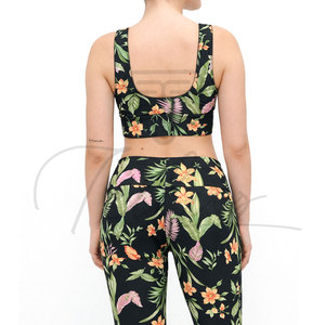 Ensembles de sport personnalisés OEM Fiess Apparel de haute qualité pour femmes : Soutien-gorge court, leggings et ensemble de yoga personnalisable - Product Image 6