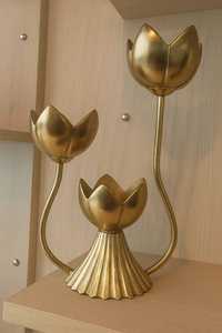 Support de bougie en aluminium en forme de tulipe dorée Hestia, fait à la main, écologique, durable, pour les activités religieuses, décoration de la maison - Product Image 4