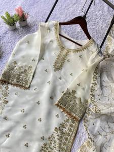 Conjunto de Kurta y Pantalón de Seda JMY Premium con Bordado y Dupatta para Mujer - Product Image 3