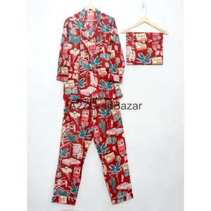 Pijamas de Mujer Hechos a Mano en India, con Estampado Digital Floral de Lujo, Estilo Vintage, 100% Algodón, Suaves, Transpirables, con Cintura Elástica y Cuello Camisero - Product Image 5