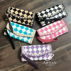 Cartera de Cuero Genuino Estilo Occidental para Mujer, Hecha a Mano, con Diseño a Cuadros Morado y Blanco, Larga, con Correa Desmontable para la Muñeca - Product Image 1