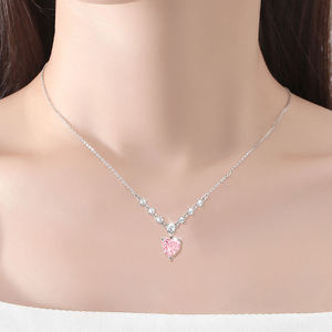 Collier pendentif en moissanite taille marquise AMBER JEWELS T-3017, plaqué argent 925, sertissage griffe, bijoux de fiançailles unisexe - Product Image 3