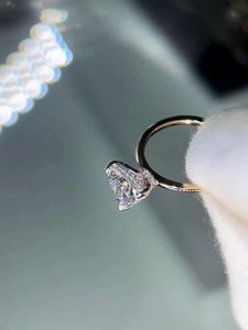 Anillo de halo con diamante solitario de corte trillón de 1.52 quilates cultivado en laboratorio para mujer, oro sólido de 14 quilates, regalo sorpresa nupcial para boda - Product Image 4