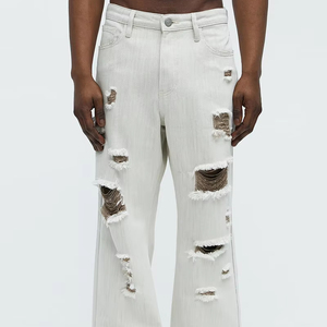 Jean délavé et déchiré pour homme – Coupe ample style streetwear avec fortes déchirures et trous, design classique 5 poches, denim décontracté et tendance - Product Image 1