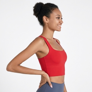 Ensemble de sport pour femme personnalisé : soutien-gorge de sport et débardeur fitness sans coutures - Product Image 2