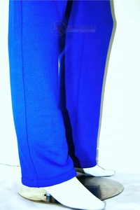 Ensemble de survêtement premium bleu roi en molleton régulier avec sweat à capuche et pantalon de jogging, 140g, 100% coton biologique, respirant, anti-rétrécissement, hiver, personnalisable - Product Image 5