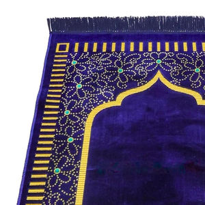 Alfombra de Oración Ligera Hecha a Máquina para Hombres y Mujeres Musulmanes, Antideslizante, Nuevo Diseño, Colores Personalizados para Viajes y Uso en el Hogar - Product Image 5