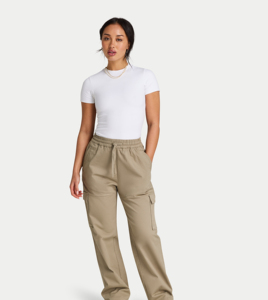 Pantalon de survêtement large et droit pour femme, personnalisable avec impression et broderie, poids moyen, idéal pour le sport - Product Image 3