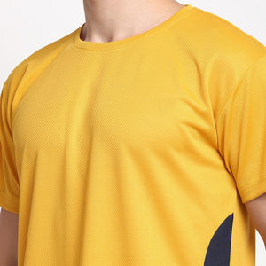 Conjuntos Rojos de Alta Calidad 2025, 100% Algodón, Cuello Redondo, para Fitness, Jóvenes y Adultos, Moda de Verano, Conjunto Casual Ajustado de Camiseta y Pantalones Cortos para Hombre - Product Image 6