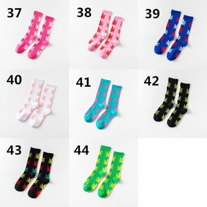 Crew <b>Socks</b> Quick Dry Breathable Compression Cotton <b>Custom</b> Logo Knitted Cycling <b>Grip</b> Football Sports <b>Socks</b> Cuff - Product Image 4