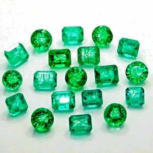 Lot de pierres précieuses d'émeraude verte colombienne naturelle, formes variées, pierres d'émeraude en vrac pour la fabrication de bijoux, fournisseur en gros - Product Image 3