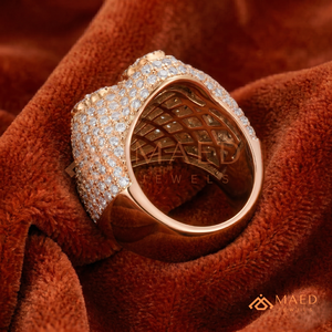 Bague croisée de luxe bicolore, accents or rose avec zircone cubique entièrement pavée, bijoux tendance hip-hop - Product Image 4