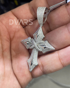 จี้กางเขนประดับเพชรโมอิสซาไนต์ เครื่องประดับทางศาสนา เงินแท้ 925 จี้ฮิปฮอป จี้กางเขน ของขวัญคริสเตียน จี้แบบกำหนดเองได้ - Product Image 3