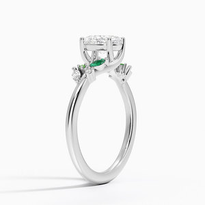 แหวน BOJ รุ่น 017 ทรงวงรี เงินแท้ 925 ประดับเพชร Arden Lab และมรกตสังเคราะห์ 2 กะรัต สี D ความสะอาด VVS1 พร้อมใบรับรอง GRA ลดราคา - Product Image 2