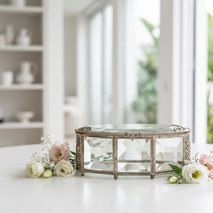 Boîte à bijoux de luxe pour fabricants, en forme ovale, avec cadre en métal argenté et verre biseauté - Product Image 1