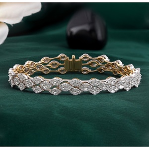 Bracelet tennis 8,47 CT en diamant de laboratoire taille marquise et princesse, bicolore 14K, design large et tendance - Product Image 4