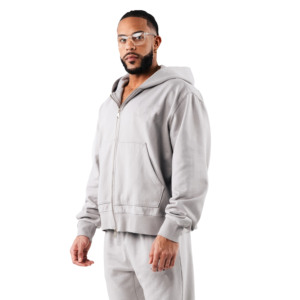 Conjunto deportivo de forro polar cálido para invierno con sudadera con capucha ajustable y pantalones tipo jogger de forro polar de algodón, corte holgado con puños y cordón ajustables. - Product Image 2