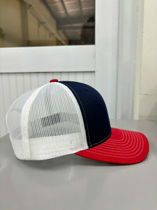 Casquette Trucker Vietnam Hat Supplier avec logo et couleur personnalisés, profil moyen, dos en maille, 6 panneaux, pour tous les jours, tous les genres, sports de plein air - Product Image 2