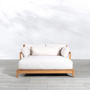 Chaise longue de piscine en teck minimaliste moderne avec coussin – Mobilier d'extérieur pour hôtels et complexes hôteliers - Product Image 4