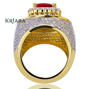 Bague de cocktail de luxe pour homme en argent 925 plaqué or 18 carats avec pavé de moissanite, design géométrique, pierre rouge - Product Image 3