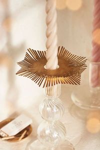 Porte-bougie en feuille d'or avec base en verre résistant à la chaleur pour la décoration de la maison - Product Image 1