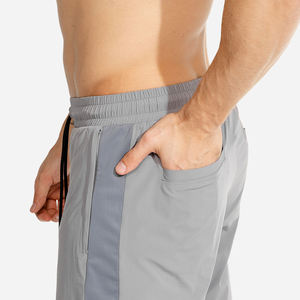 Pantalon de jogging unisexe RICSA gris à séchage rapide en coton, avec logo embossé et blocs de couleur, taille élastique et cordon de serrage, pour le sport et l'e-sport (taille adulte) - Product Image 3