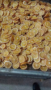 Rondelles d'orange séchées de qualité supérieure pour la fabrication de couronnes et la décoration de Noël, agrumes séchés naturellement parfumés, vente en gros - Product Image 5