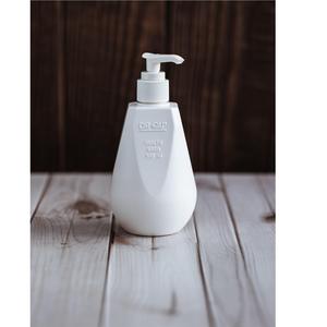Parfum herbal doux, soin des cheveux et du cuir chevelu, lavage capillaire, tous types de cheveux, 300 ml, liquide, unisexe, Singapour, tous les âges, antipelliculaire - Product Image 3