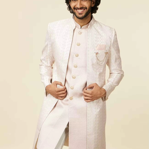 Tenue de Mariage Pakistano-Indienne pour Homme : Salwar Kameez de Créateur pour le Marié, Broderie Royale Zari, Infroissable, Protection Solaire - Product Image 1