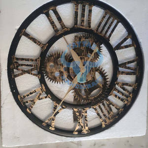Reloj de pared de madera hecho a mano para el hogar, modelo indio de hierro y resina con tema de Anime para decoración del hogar de la India - Product Image 1