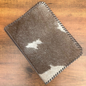 ปกสมุดหนังวัวน้ำหนักเบาใหม่คุณภาพสูงปกไบเบิลหนังแท้ขายดีสมุดบันทึกการเขียนแบบแฮนด์เมดสมุดบันทึกการเดินทาง - Product Image 5