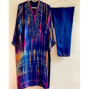 OCASIÓN GEORGETTE IMPRESIÓN DIGITAL BORDADO SECUENCIA TRABAJO TOP BOTTOMWITH DUPATTA AZUL - Product Image 1
