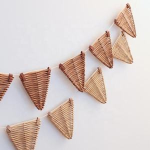 Guirlande de drapeaux tissés à la main en rotin naturel pour enfants, style bohème, décoration de chambre d'enfant - Product Image 3