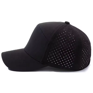 Gorra Trucker de 5 Paneles de Alta Calidad, Unisex, de Secado Rápido, con Visera Curva, Malla Transpirable y Perforaciones Láser - Product Image 6