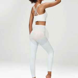 Durable Women <b>Yoga</b> <b>Set</b> With Flexible Fabric Comfortable Fit Designed For Daily <b>Yoga</b> And Stretching - Product Image 3