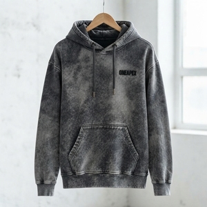 Sweat-shirt à capuche personnalisé gris délavé avec logo brodé pour homme, style vintage streetwear - Product Image 3